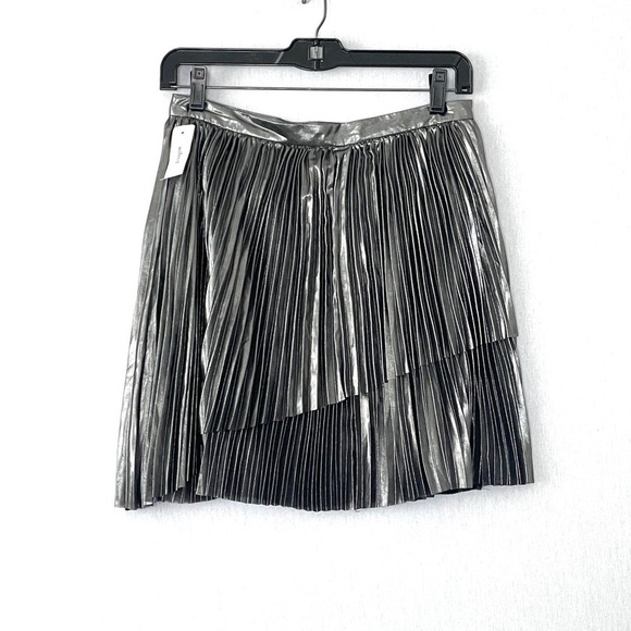 ARITZIA Wilfred Bethune Silver Metallic Pleated Skirt NWT - Picture 1 of 9